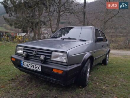 Фольксваген Джетта 1990 у Сваляве на Automoto.ua Сірий Фольксваген Джетта, об'ємом двигуна 1.6 л та пробігом 111 тис. км за 2000 $, фото 1 на Automoto.ua