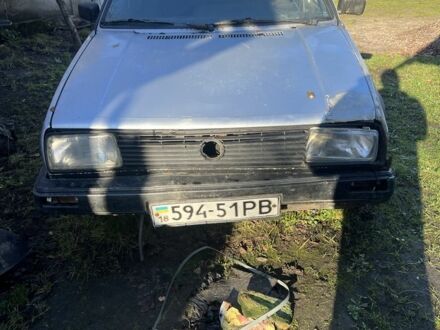 Сірий Фольксваген Джетта, об'ємом двигуна 1.6 л та пробігом 200 тис. км за 308 $, фото 1 на Automoto.ua