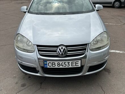 Фольксваген Джетта 2005 в Чернигове на Automoto.ua Серый Фольксваген Джетта, объемом двигателя 1.9 л и пробегом 267 тыс. км за 5200 $, фото 1 на Automoto.ua