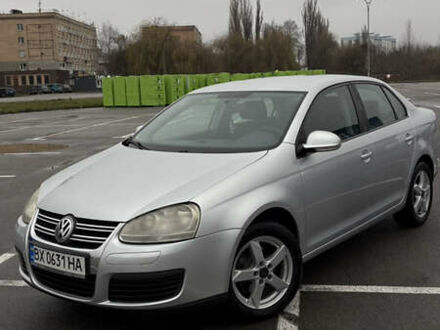 Серый Фольксваген Джетта, объемом двигателя 1.6 л и пробегом 184 тыс. км за 6100 $, фото 1 на Automoto.ua