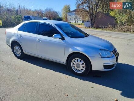 Фольксваген Джетта 2005 в Городенке на Automoto.ua Серый Фольксваген Джетта, объемом двигателя 1.97 л и пробегом 295 тыс. км за 5200 $, фото 1 на Automoto.ua