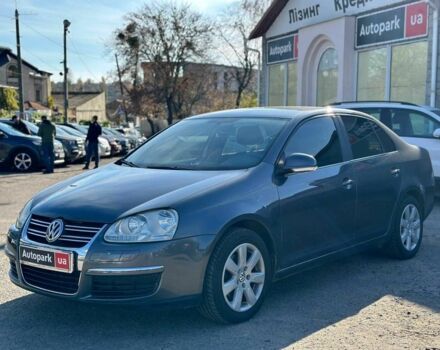 Серый Фольксваген Джетта, объемом двигателя 1.6 л и пробегом 310 тыс. км за 4640 $, фото 1 на Automoto.ua