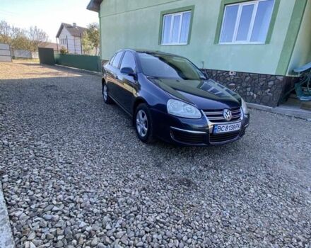 Сірий Фольксваген Джетта, об'ємом двигуна 1.6 л та пробігом 227 тис. км за 5500 $, фото 1 на Automoto.ua