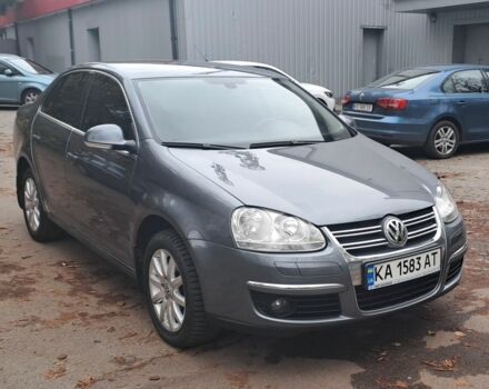 Фольксваген Джетта 2006 в Киеве на Automoto.ua Серый Фольксваген Джетта, объемом двигателя 2 л и пробегом 171 тыс. км за 7500 $, фото 1 на Automoto.ua
