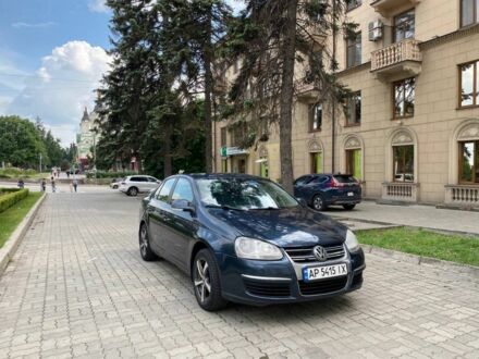 Фольксваген Джетта 2006 у Запоріжжя на Automoto.ua Сірий Фольксваген Джетта, об'ємом двигуна 1.9 л та пробігом 250 тис. км за 4150 $, фото 1 на Automoto.ua