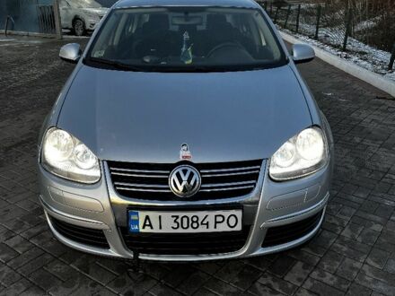 Серый Фольксваген Джетта, объемом двигателя 1.6 л и пробегом 200 тыс. км за 6000 $, фото 1 на Automoto.ua