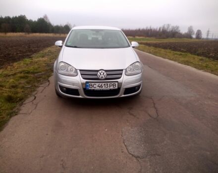 Серый Фольксваген Джетта, объемом двигателя 1.6 л и пробегом 260 тыс. км за 5100 $, фото 1 на Automoto.ua