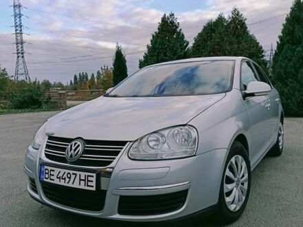 Фольксваген Джетта 2006 в Знаменке на Automoto.ua Серый Фольксваген Джетта, объемом двигателя 1.6 л и пробегом 205 тыс. км за 5500 $, фото 1 на Automoto.ua