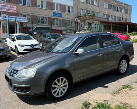 Серый Фольксваген Джетта, объемом двигателя 2 л и пробегом 187 тыс. км за 5800 $, фото 1 на Automoto.ua