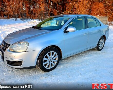 Серый Фольксваген Джетта, объемом двигателя 1.6 л и пробегом 22000 тыс. км за 4600 $, фото 1 на Automoto.ua
