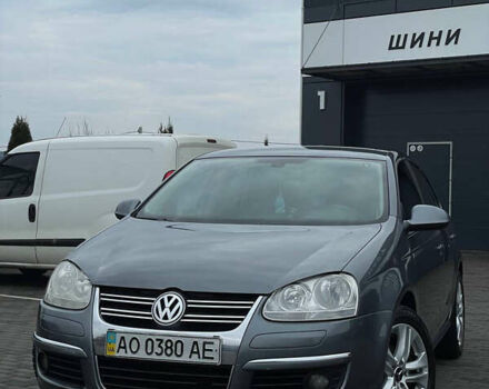 Серый Фольксваген Джетта, объемом двигателя 1.6 л и пробегом 260 тыс. км за 5800 $, фото 1 на Automoto.ua
