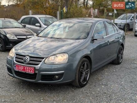 Фольксваген Джетта 2006 в Ровно на Automoto.ua Серый Фольксваген Джетта, объемом двигателя 1.6 л и пробегом 228 тыс. км за 6450 $, фото 1 на Automoto.ua