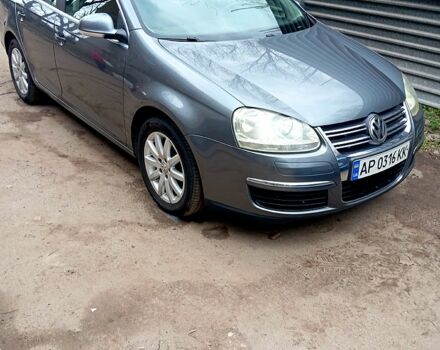 Серый Фольксваген Джетта, объемом двигателя 1.6 л и пробегом 198 тыс. км за 6500 $, фото 1 на Automoto.ua