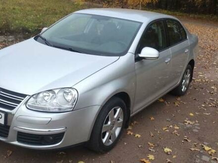 Фольксваген Джетта 2007 в Нежине на Automoto.ua Серый Фольксваген Джетта, объемом двигателя 1.6 л и пробегом 274 тыс. км за 5100 $, фото 1 на Automoto.ua