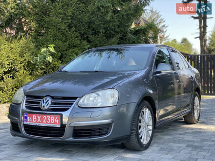 Фольксваген Джетта 2007 у Старокостянтинів на Automoto.ua Сірий Фольксваген Джетта, об'ємом двигуна 1.4 л та пробігом 201 тис. км за 6750 $, фото 1 на Automoto.ua