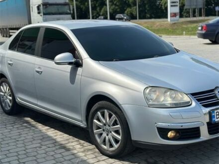 Фольксваген Джетта 2007 в Стрые на Automoto.ua Серый Фольксваген Джетта, объемом двигателя 1.6 л и пробегом 193 тыс. км за 5600 $, фото 1 на Automoto.ua