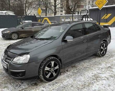 Серый Фольксваген Джетта, объемом двигателя 1.9 л и пробегом 246 тыс. км за 5000 $, фото 1 на Automoto.ua