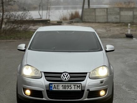 Фольксваген Джетта 2007 в Днепре (Днепропетровске) на Automoto.ua Серый Фольксваген Джетта, объемом двигателя 1.6 л и пробегом 3 тыс. км за 5000 $, фото 1 на Automoto.ua