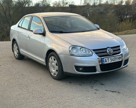 Фольксваген Джетта 2007 в Надворной на Automoto.ua Серый Фольксваген Джетта, объемом двигателя 1.6 л и пробегом 211 тыс. км за 4800 $, фото 1 на Automoto.ua