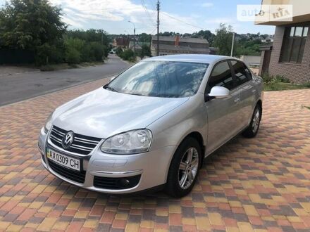 Фольксваген Джетта 2007 в Умани на Automoto.ua Серый Фольксваген Джетта, объемом двигателя 1.6 л и пробегом 139 тыс. км за 6799 $, фото 1 на Automoto.ua