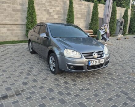 Серый Фольксваген Джетта, объемом двигателя 1.6 л и пробегом 286 тыс. км за 5900 $, фото 1 на Automoto.ua