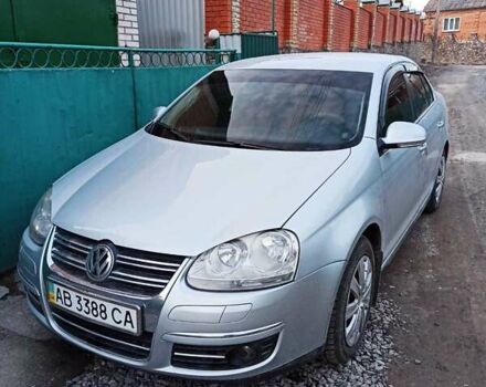 Серый Фольксваген Джетта, объемом двигателя 1.6 л и пробегом 220 тыс. км за 6500 $, фото 1 на Automoto.ua