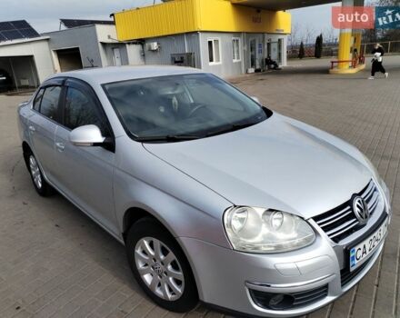 Серый Фольксваген Джетта, объемом двигателя 1.6 л и пробегом 320 тыс. км за 6100 $, фото 1 на Automoto.ua
