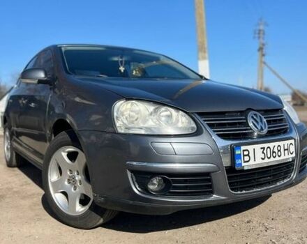 Серый Фольксваген Джетта, объемом двигателя 1.6 л и пробегом 281 тыс. км за 5200 $, фото 1 на Automoto.ua