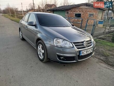 Серый Фольксваген Джетта, объемом двигателя 1.9 л и пробегом 312 тыс. км за 5700 $, фото 1 на Automoto.ua