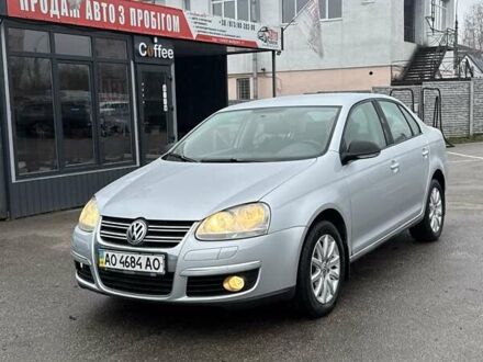 Серый Фольксваген Джетта, объемом двигателя 1.6 л и пробегом 301 тыс. км за 6400 $, фото 1 на Automoto.ua