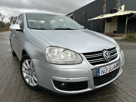 Серый Фольксваген Джетта, объемом двигателя 1.9 л и пробегом 304 тыс. км за 3084 $, фото 1 на Automoto.ua