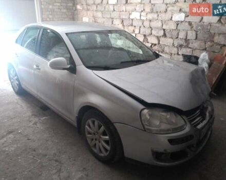 Серый Фольксваген Джетта, объемом двигателя 1.9 л и пробегом 300 тыс. км за 1836 $, фото 1 на Automoto.ua