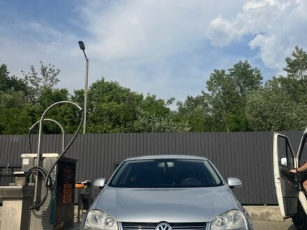 Фольксваген Джетта 2008 в Чернигове на Automoto.ua Серый Фольксваген Джетта, объемом двигателя 1.6 л и пробегом 238 тыс. км за 5500 $, фото 1 на Automoto.ua