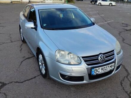 Серый Фольксваген Джетта, объемом двигателя 1.39 л и пробегом 137 тыс. км за 7300 $, фото 1 на Automoto.ua