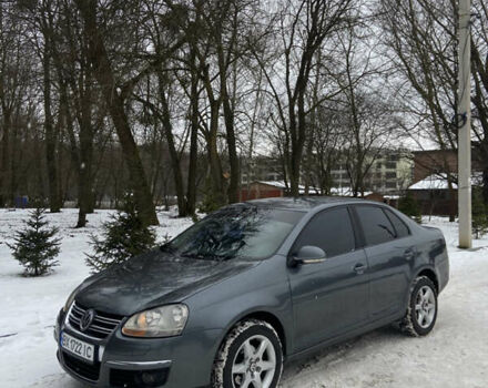 Серый Фольксваген Джетта, объемом двигателя 1.6 л и пробегом 246 тыс. км за 5500 $, фото 1 на Automoto.ua