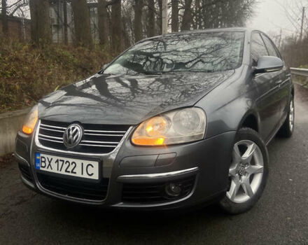 Серый Фольксваген Джетта, объемом двигателя 1.6 л и пробегом 245 тыс. км за 5500 $, фото 1 на Automoto.ua