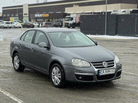 Сірий Фольксваген Джетта, об'ємом двигуна 1.9 л та пробігом 215 тис. км за 5800 $, фото 1 на Automoto.ua