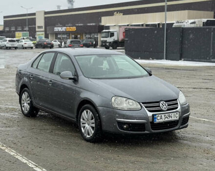 Серый Фольксваген Джетта, объемом двигателя 1.9 л и пробегом 215 тыс. км за 5800 $, фото 1 на Automoto.ua