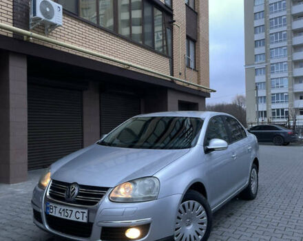 Сірий Фольксваген Джетта, об'ємом двигуна 1.6 л та пробігом 305 тис. км за 4800 $, фото 1 на Automoto.ua