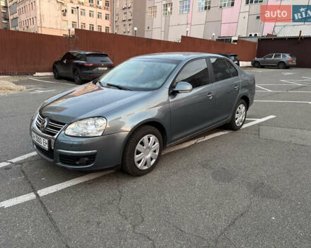 Серый Фольксваген Джетта, объемом двигателя 1.9 л и пробегом 245 тыс. км за 5300 $, фото 1 на Automoto.ua