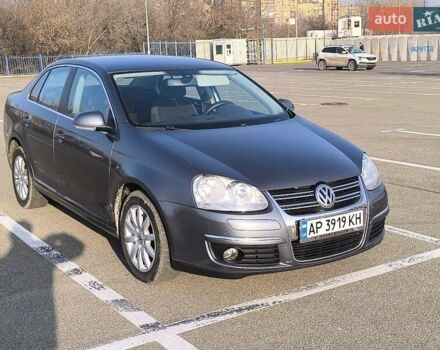 Серый Фольксваген Джетта, объемом двигателя 1.9 л и пробегом 342 тыс. км за 6700 $, фото 1 на Automoto.ua