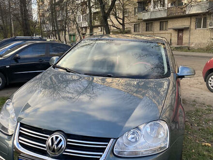 Фольксваген Джетта 2009 в Львове на Automoto.ua Серый Фольксваген Джетта, объемом двигателя 1.4 л и пробегом 172 тыс. км за 7600 $, фото 1 на Automoto.ua