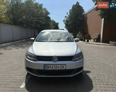 Серый Фольксваген Джетта, объемом двигателя 2.48 л и пробегом 180 тыс. км за 7800 $, фото 1 на Automoto.ua