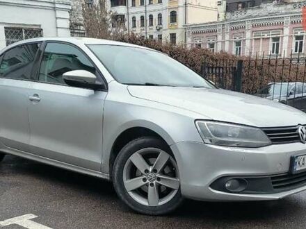Сірий Фольксваген Джетта, об'ємом двигуна 1.6 л та пробігом 196 тис. км за 8950 $, фото 1 на Automoto.ua