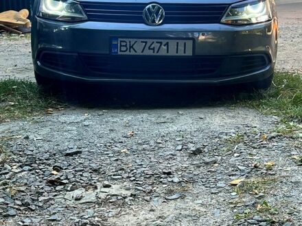 Сірий Фольксваген Джетта, об'ємом двигуна 1.6 л та пробігом 255 тис. км за 6700 $, фото 1 на Automoto.ua