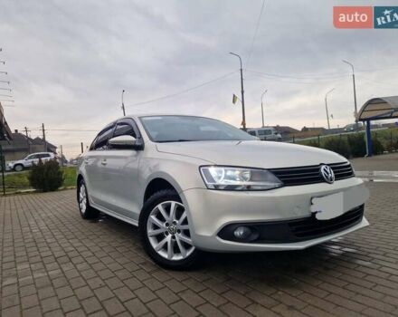 Серый Фольксваген Джетта, объемом двигателя 1.39 л и пробегом 106 тыс. км за 9600 $, фото 1 на Automoto.ua
