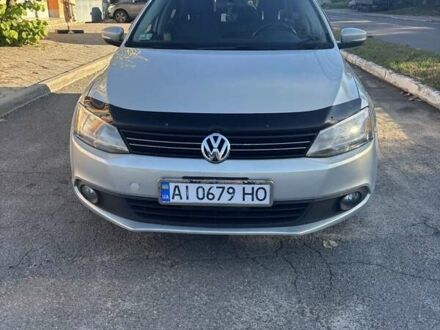 Фольксваген Джетта 2011 в Василькове на Automoto.ua Серый Фольксваген Джетта, объемом двигателя 2.5 л и пробегом 232 тыс. км за 8600 $, фото 1 на Automoto.ua