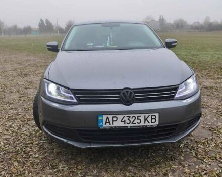 Серый Фольксваген Джетта, объемом двигателя 2.5 л и пробегом 200 тыс. км за 8200 $, фото 1 на Automoto.ua