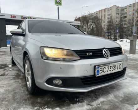 Серый Фольксваген Джетта, объемом двигателя 1.6 л и пробегом 338 тыс. км за 7800 $, фото 1 на Automoto.ua