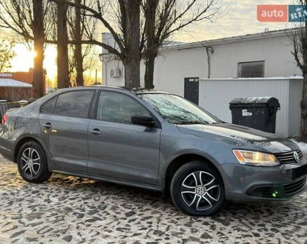 Серый Фольксваген Джетта, объемом двигателя 2 л и пробегом 179 тыс. км за 8320 $, фото 1 на Automoto.ua